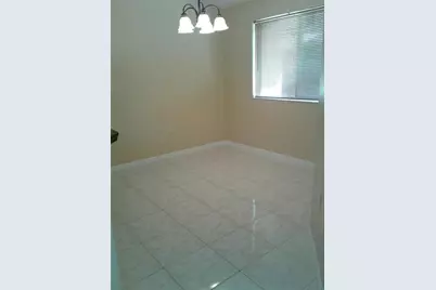 1202  Glenmoor Dr, Unit #1202, West Palm Beach, FL 33409 - Photo 4