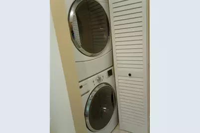 1202  Glenmoor Dr, Unit #1202, West Palm Beach, FL 33409 - Photo 14