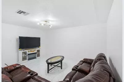 6599 NW 1st St, Margate, FL 33063 - Photo 24