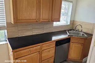 211 NE 16th Ct, Fort Lauderdale, FL 33305 - Photo 2