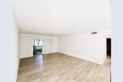 709  Gardens Dr, Unit #102, Pompano Beach, FL 33069 - Photo 12