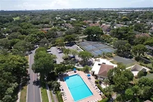 709 Gardens Dr, Pompano Beach, FL 33069 - Photo 36