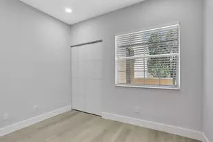 660 Cypress Club Way, Deerfield Beach, FL 33064 - Photo 20