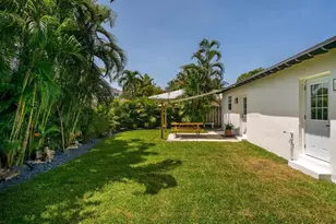 739 NE 17th Rd, Fort Lauderdale, FL 33304 - Photo 16