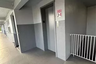 11195 SW 1st St, Miami, FL 33174 - Photo 6