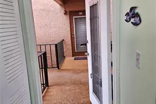 3048 E Sunrise Lakes Dr Unit, Sunrise, FL 33322 - Photo 6