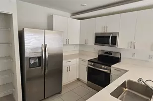 5010 SW 37th St, Pembroke Park, FL 33023 - Photo 12