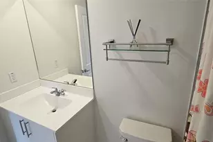 5010 SW 37th St, Pembroke Park, FL 33023 - Photo 22