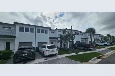5010 SW 37th St, Unit #5010, West Park, FL 33023 - Photo 2