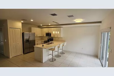 5010 SW 37th St, Unit #5010, West Park, FL 33023 - Photo 14