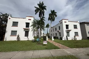 817 Tyler St, Hollywood, FL 33019 - Photo 1