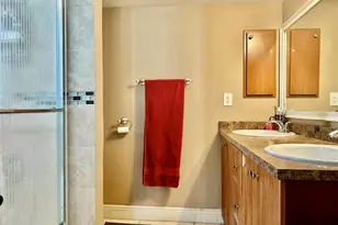 5985 Del Lago Cir, Sunrise, FL 33313 - Photo 16