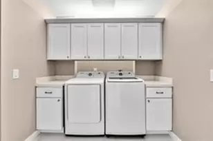 1520 Whitehall Dr, Davie, FL 33324 - Photo 32