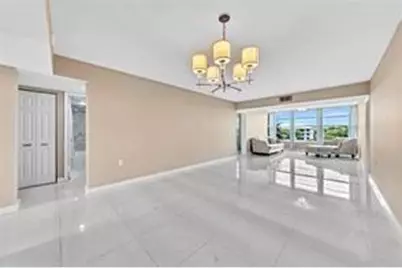 1520  Whitehall Dr, Unit #405, Davie, FL 33324 - Photo 14