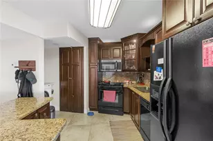 3000 Holiday Dr, Fort Lauderdale, FL 33316 - Photo 32
