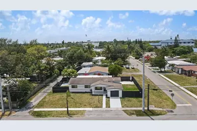 48 SE 7th St, Hollywood, FL 33004 - Photo 46