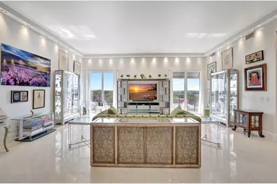 2633 NE 14th Ave, Unit #505, Wilton Manors, FL 33334 - Photo 6