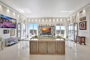 2633 NE 14th Ave, Wilton Manors, FL 33334 - Photo 6