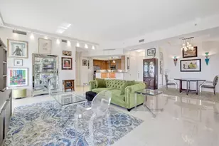 2633 NE 14th Ave, Wilton Manors, FL 33334 - Photo 12