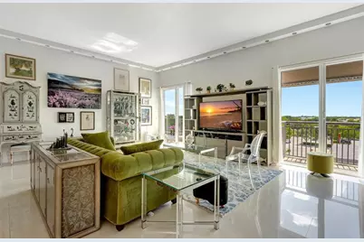 2633 NE 14th Ave, Unit #505, Wilton Manors, FL 33334 - Photo 2