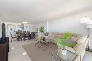 2101 S Ocean Dr, Hollywood, FL 33019 - Photo 10