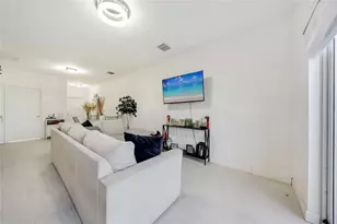 1214 NW 4th Ln, Homestead, FL 33034 - Photo 10