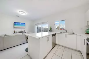 1214 NW 4th Ln, Homestead, FL 33034 - Photo 6