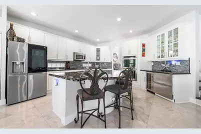 5869 NW 56th Dr, Coral Springs, FL 33067 - Photo 12