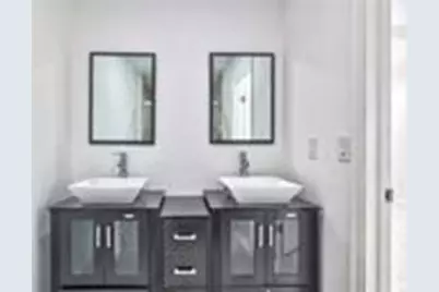 1389 W 33, Riviera Beach, FL 33404 - Photo 6