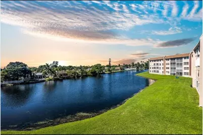 10442  Sunrise Lakes Blvd, Unit #312, Sunrise, FL 33322 - Photo 2