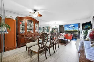 10442 Sunrise Lakes Blvd, Sunrise, FL 33322 - Photo 16