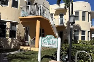 330 Arthur St, Hollywood, FL 33019 - Photo 1