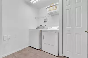 7735 Yardley Dr, Tamarac, FL 33321 - Photo 32