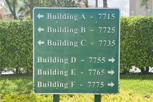 7735 Yardley Dr, Tamarac, FL 33321 - Photo 46