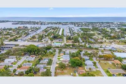 416 NE 12th Ave, Boynton Beach, FL 33435 - Photo 10