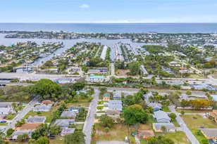 416 NE 12th Ave, Boynton Beach, FL 33435 - Photo 10