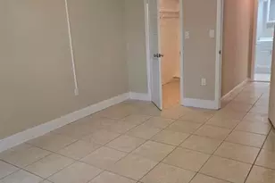 8590 Sunrise Lakes Blvd, Sunrise, FL 33322 - Photo 14