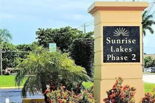 8590 Sunrise Lakes Blvd, Sunrise, FL 33322 - Photo 20