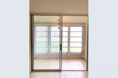 8590  Sunrise Lakes Blvd, Unit #106, Sunrise, FL 33322 - Photo 8