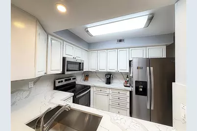 1301  River Reach Dr, Unit #111, Fort Lauderdale, FL 33315 - Photo 6