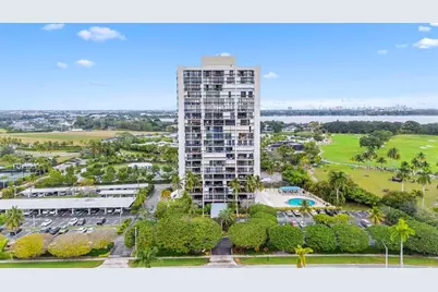 2400  Presidential Way, Unit #1502, West Palm Beach, FL 33401 - Photo 1