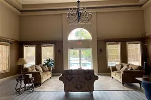 18338 NW 68th Ave, Hialeah, FL 33015 - Photo 16