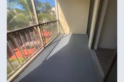 19455 NE 10 Ave, Unit #3-414, North Miami Beach, FL 33179 - Photo 6