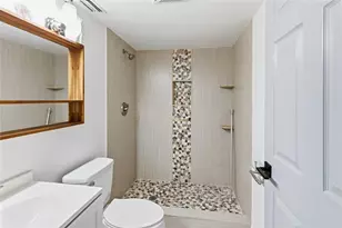 23048 Oxford Pl, Boca Raton, FL 33433 - Photo 6