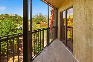 23048 Oxford Pl, Boca Raton, FL 33433 - Photo 8