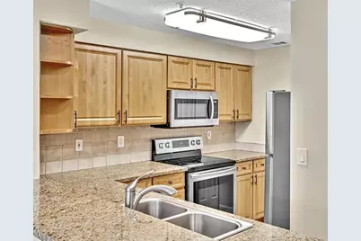 2022  Alta Meadows Lane, Unit #602, Delray Beach, FL 33444 - Photo 12