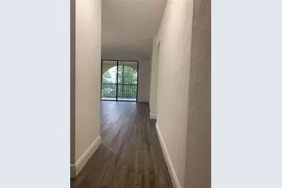 19455 NE 10 Ave, Unit #3-517, North Miami Beach, FL 33179 - Photo 2