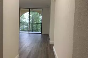 19455 NE 10th Ave, North Miami Beach, FL 33179 - Photo 2