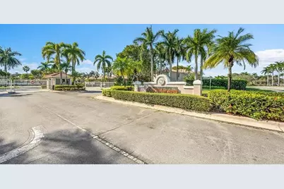 518 NW 130th Way, Pembroke Pines, FL 33028 - Photo 24