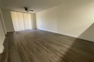 18335 NW 68th Ave, Hialeah, FL 33015 - Photo 2